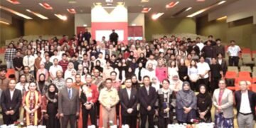 Menjadi “Muadzin” Komunikasi Kebangsaan